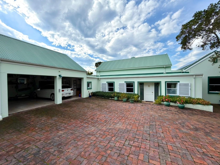 3 Bedroom Property for Sale in Belvidere Estate Western Cape